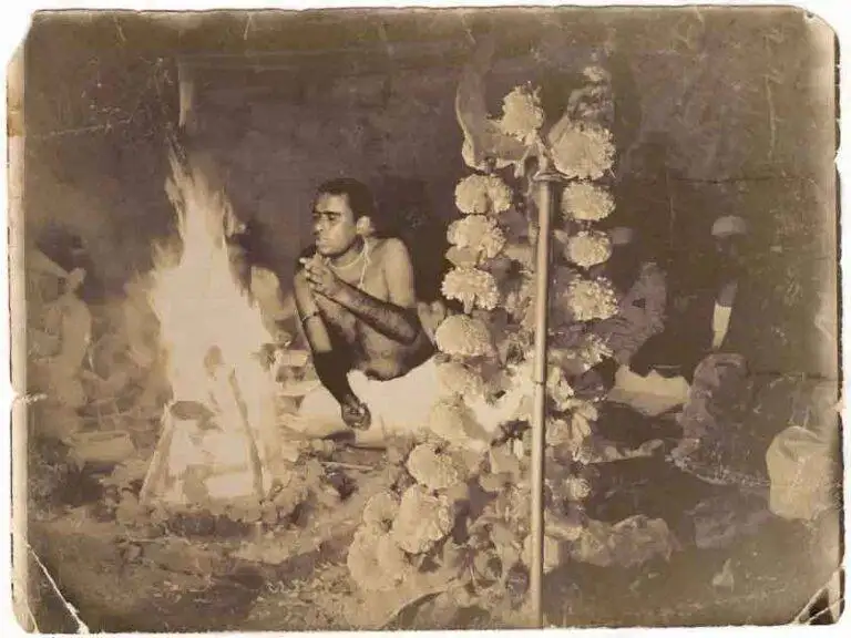 Tarapith Mahashashan , West Bengal - Havan in 1992